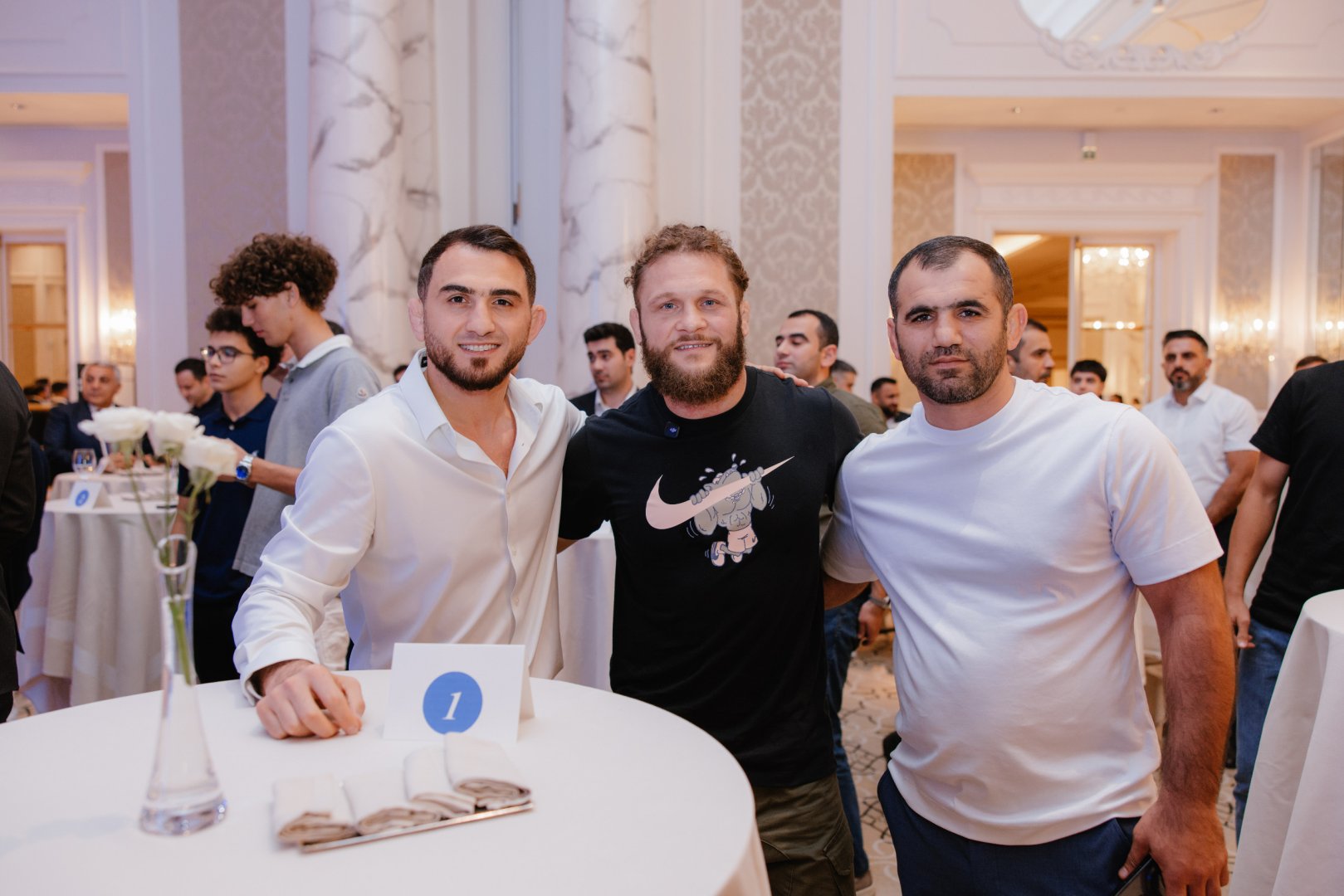 Bank Respublika və UFC ulduzu Rafael Fiziev arasında əməkdaşlıq sazişi imzalandı (FOTO)