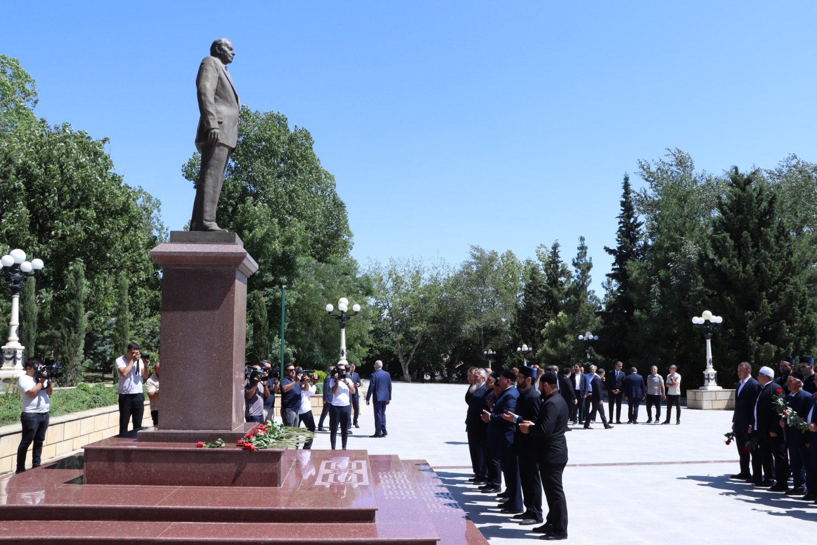 Şamaxıda “Müasir informasiya məkanı və dini etiqad azadlığı” mövzusunda konfrans keçirilir (FOTO)