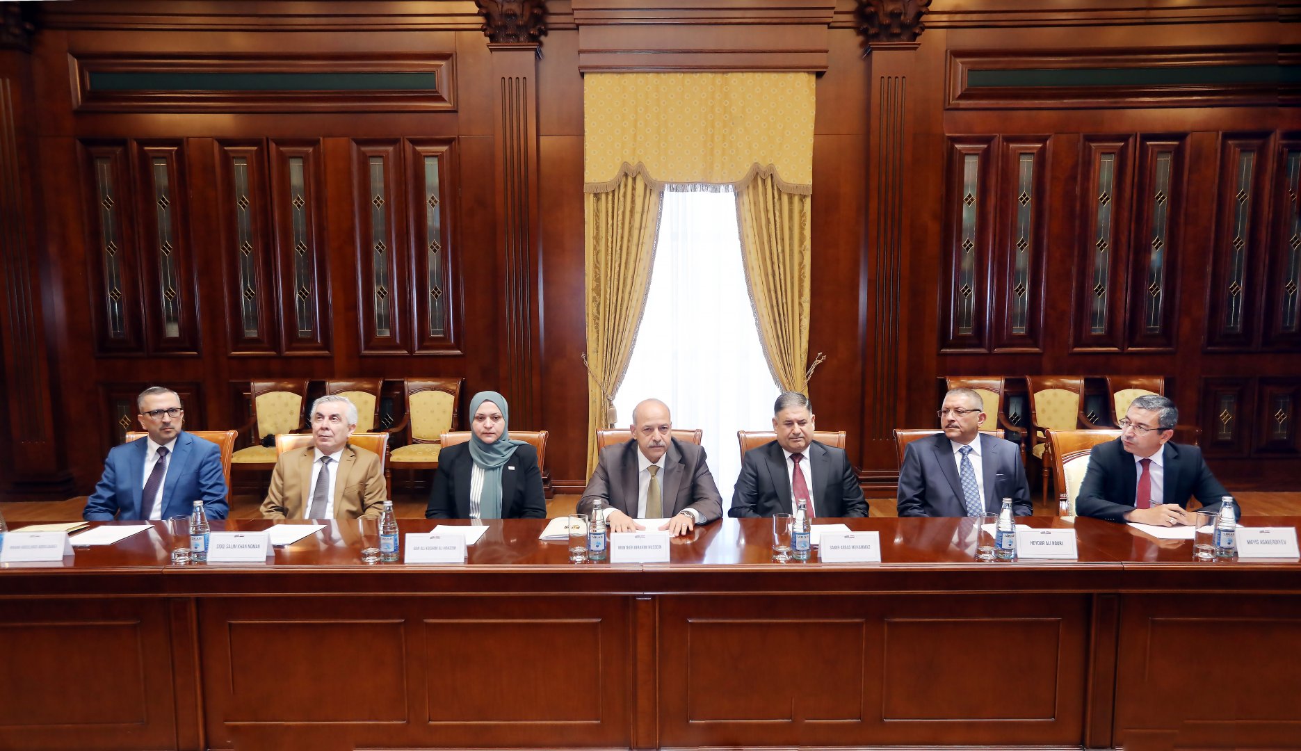 Azərbaycan və İraq arasında maraq doğuran məsələlər ətrafında fikir mübadiləsi aparılıb (FOTO)