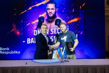 Bank Respublika və UFC ulduzu Rafael Fiziev arasında əməkdaşlıq sazişi imzalandı (FOTO)