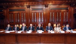 Azərbaycan və İraq arasında maraq doğuran məsələlər ətrafında fikir mübadiləsi aparılıb (FOTO)