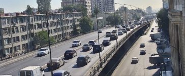 Sürücülərin NƏZƏRİNƏ: Paytaxtın bir sıra yollarında tıxac var - SİYAHI (FOTO)