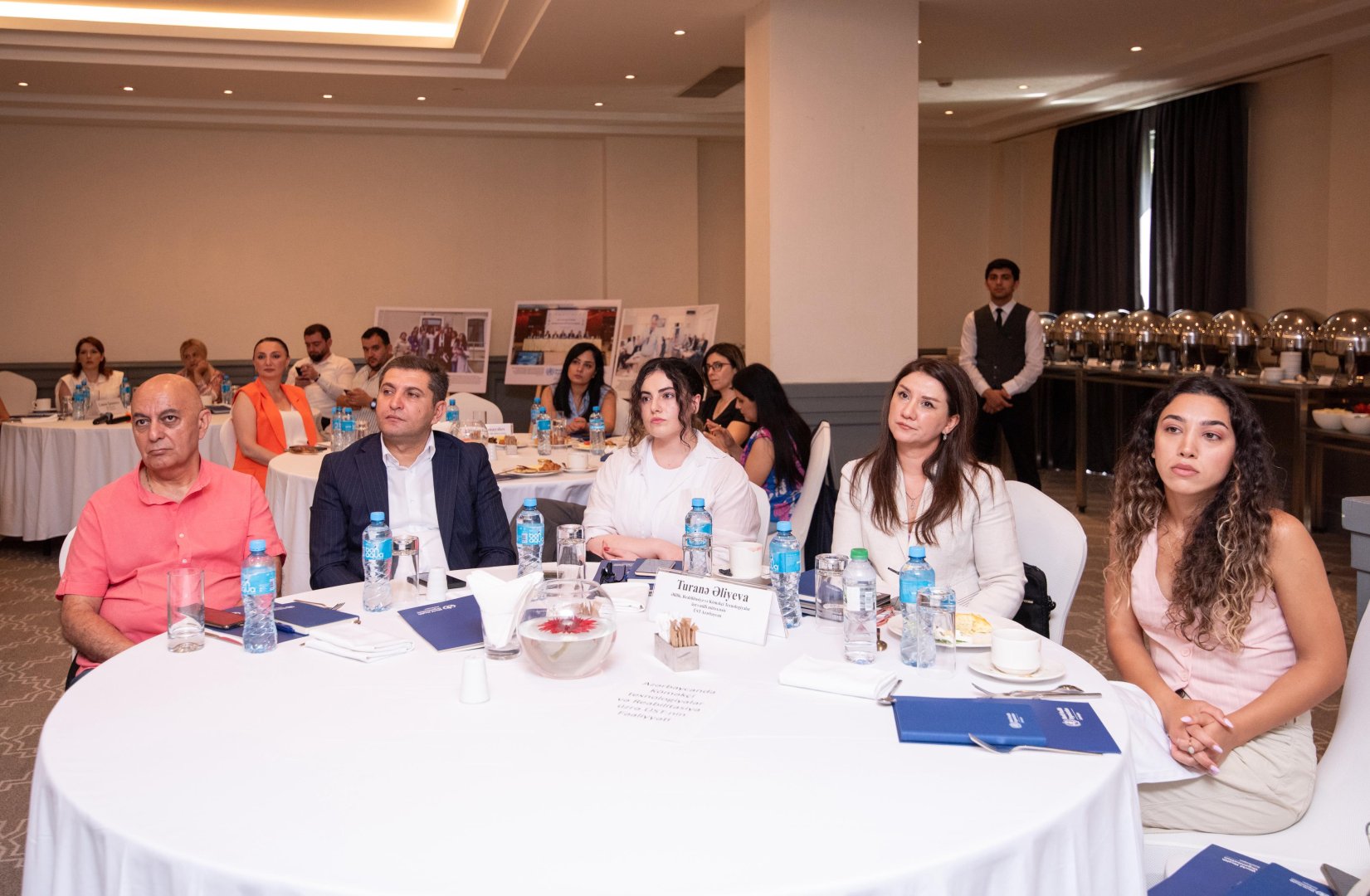 ÜST-nin Azərbaycandakı nümayəndəliyi media nümayəndələri ilə bir araya gəldi (FOTO)