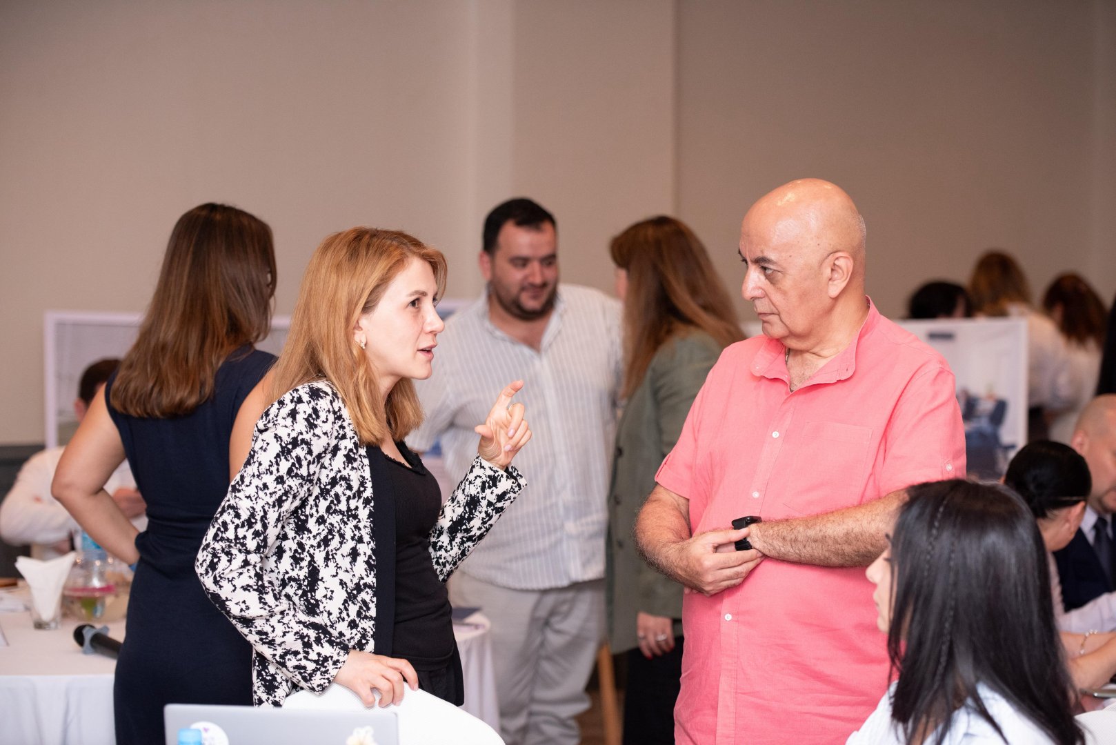 ÜST-nin Azərbaycandakı nümayəndəliyi media nümayəndələri ilə bir araya gəldi (FOTO)