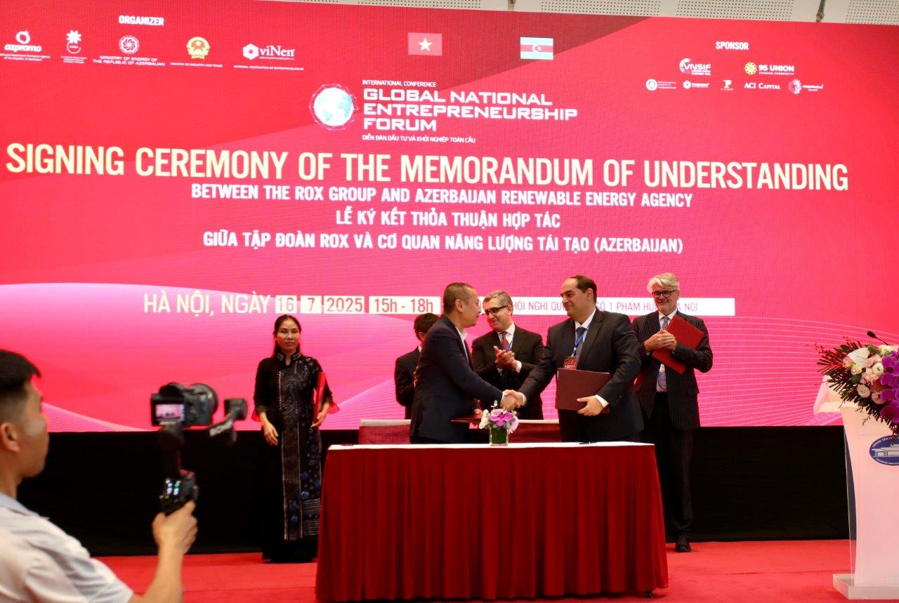 Vyetnam-Azərbaycan Biznes Şurasının ilk iclası və biznes forum keçirilib (FOTO)