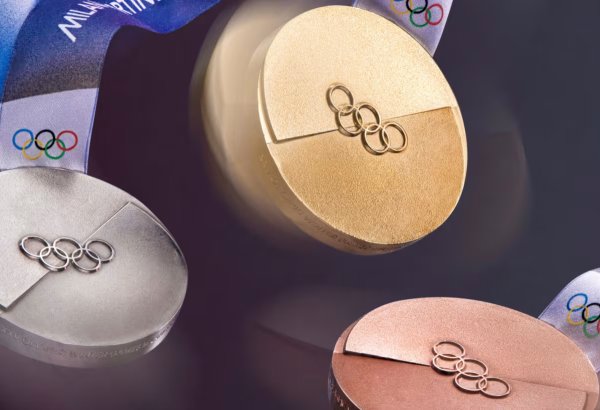 XXV Qış Olimpiya Oyunlarının medallarının təqdimatı olub
