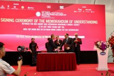 Azərbaycanla Vyetnam arasında bərpa olunan enerji sahəsinə dair Anlaşma Memorandumu imzalanıb (FOTO)