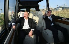 Prezident İlham Əliyev və Türkmənistan Xalq Məsləhətinin sədri Qurbanqulu Berdiməhəmmədov “Sea Breeze”də olublar (FOTO/VİDEO)