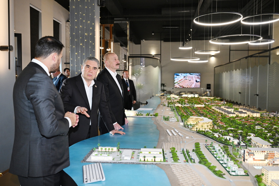 Prezident İlham Əliyev və Türkmənistan Xalq Məsləhətinin sədri Qurbanqulu Berdiməhəmmədov “Sea Breeze”də olublar (FOTO/VİDEO)