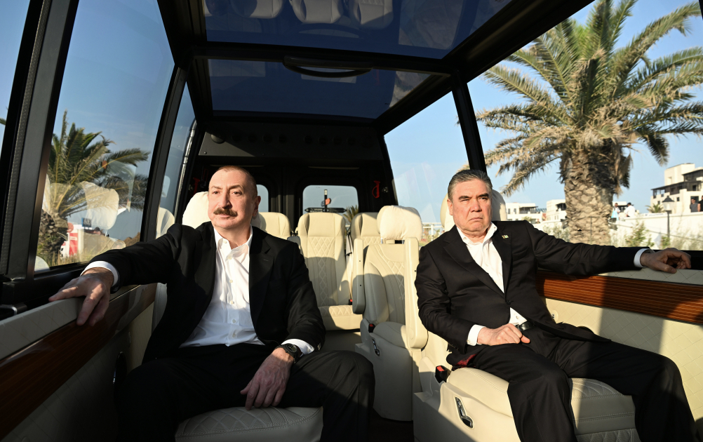 Prezident İlham Əliyev və Türkmənistan Xalq Məsləhətinin sədri Qurbanqulu Berdiməhəmmədov “Sea Breeze”də olublar (FOTO/VİDEO)