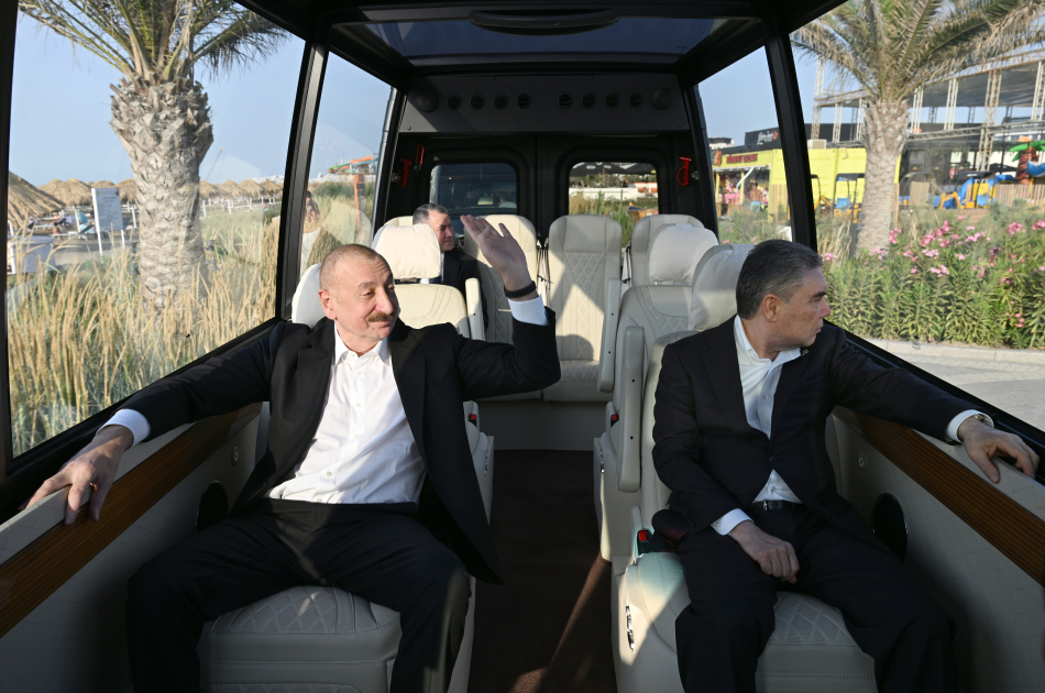 Prezident İlham Əliyev və Türkmənistan Xalq Məsləhətinin sədri Qurbanqulu Berdiməhəmmədov “Sea Breeze”də olublar (FOTO/VİDEO)