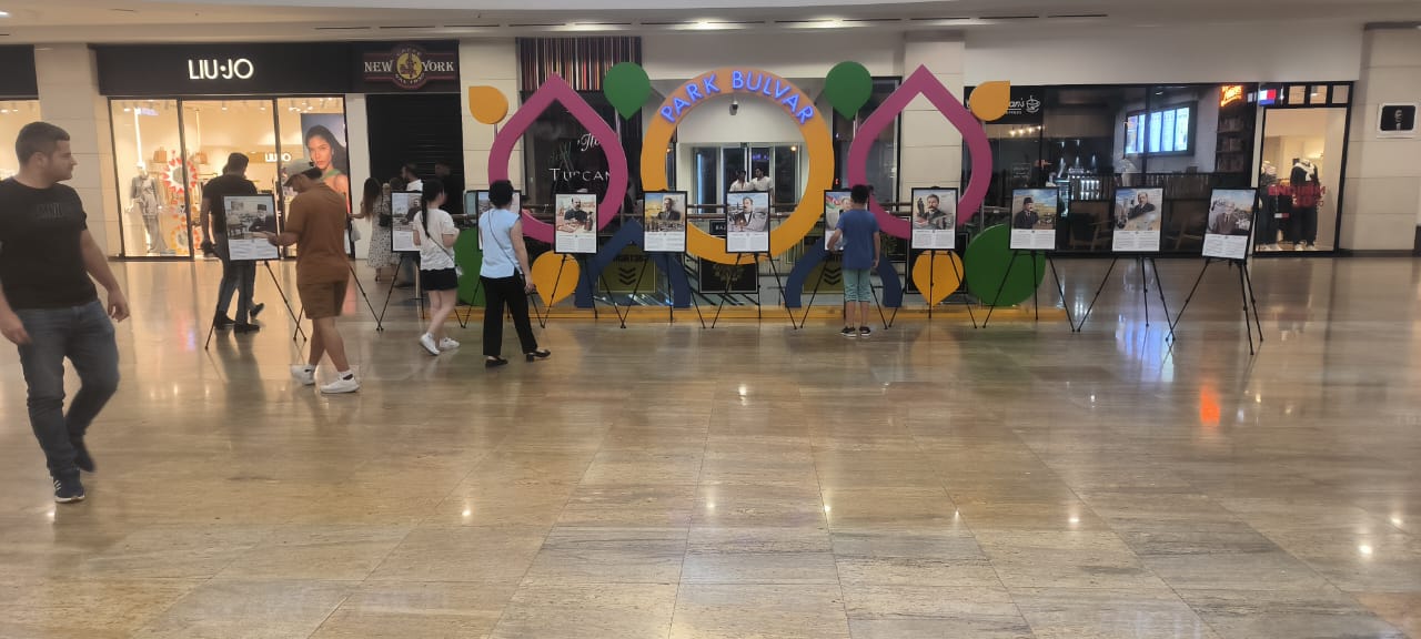 “Azərsun Holdinq” Mətbuatın 150 illiyi ilə bağlı sərgi təşkil edib (FOTO)