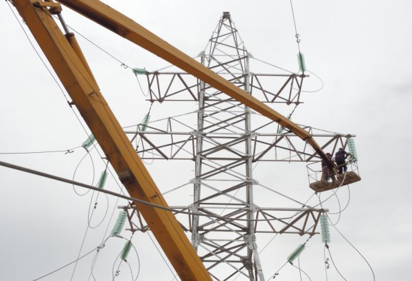 Kəlbəcərin elektrik şəbəkəsi yenidən qurulur