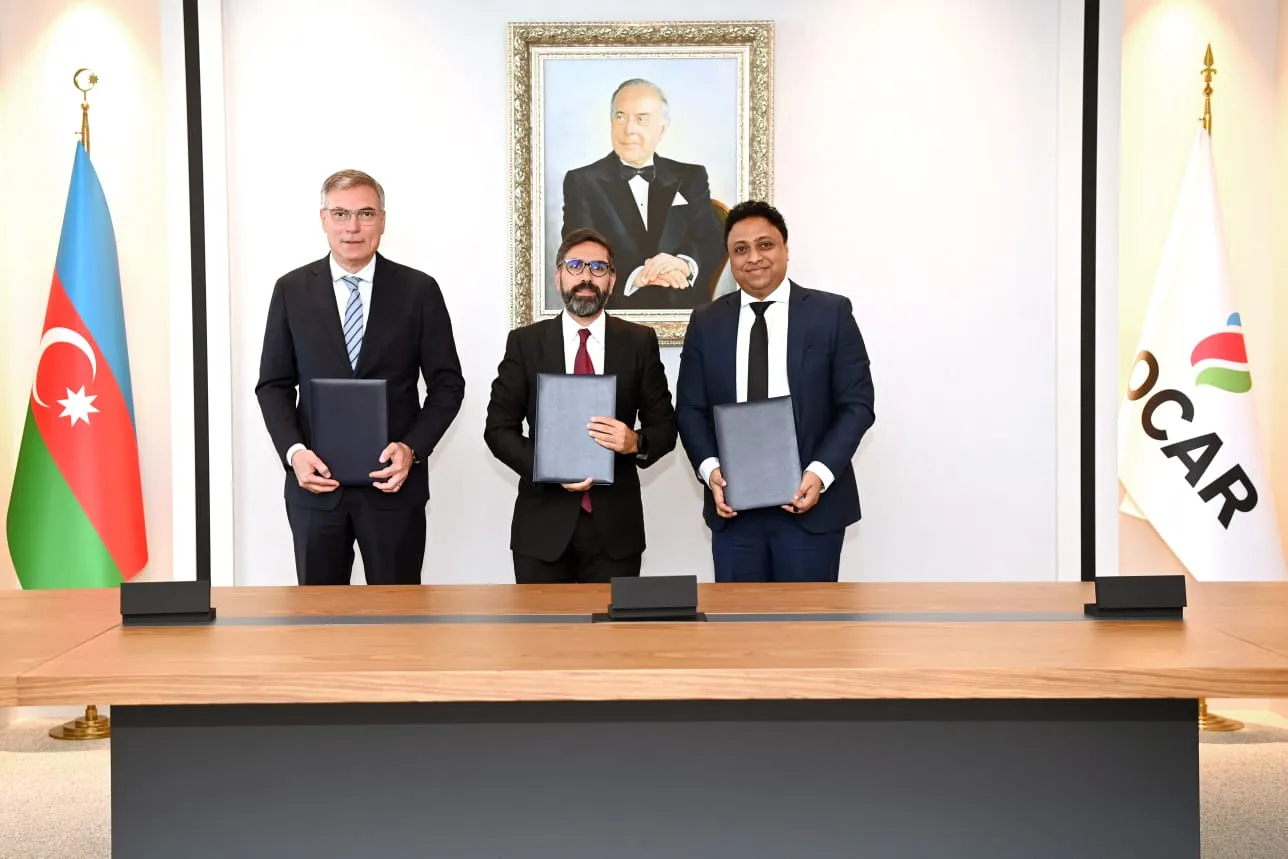 SOCAR ilə BƏƏ şirkəti arasında ağıllı qaz şəbəkəsilə bağlı müqavilə imzalanıb (FOTO)