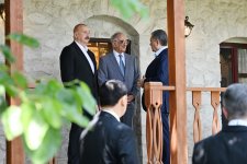 Prezident İlham Əliyev və Türkmənistan Xalq Məsləhətinin sədri Şuşada Bülbülün ev-muzeyində olublar (FOTO)