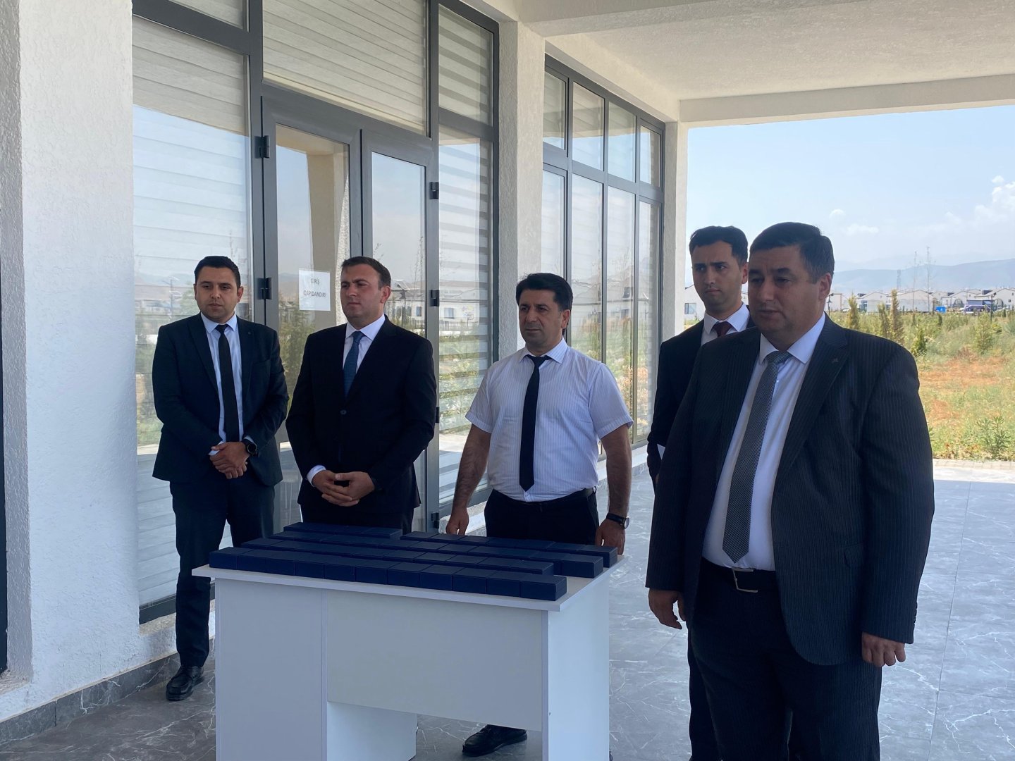 Növbəti köç karvanı Kəngərli kəndinə çatıb: 43 ailəyə evlərinin açarları təqdim edilib (FOTO)