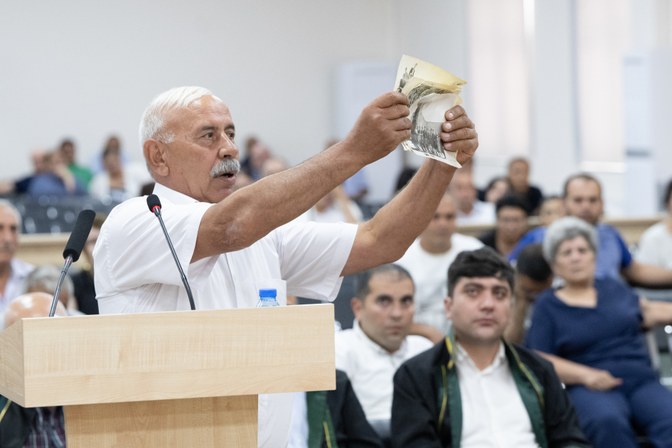 Ermənistan silahlı qüvvələri tərəfindən əsir və girov götürülmüş, xəsarətlər almış zərərçəkmişlər məhkəmədə ifadə veriblər (FOTO)