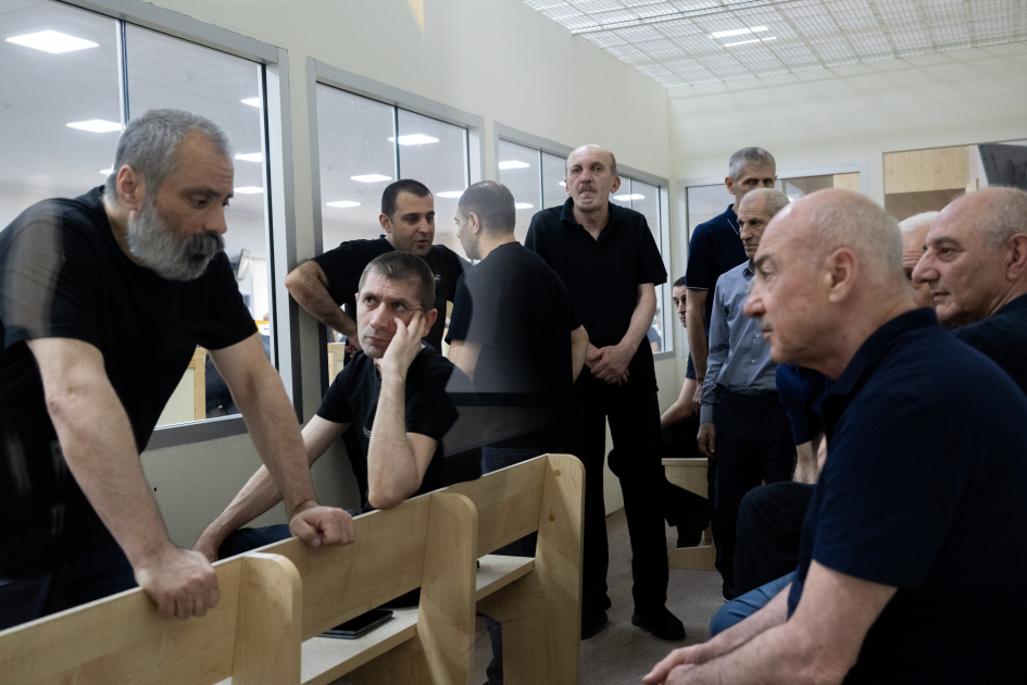 Ermənistan silahlı qüvvələri tərəfindən əsir və girov götürülmüş, xəsarətlər almış zərərçəkmişlər məhkəmədə ifadə veriblər (FOTO)