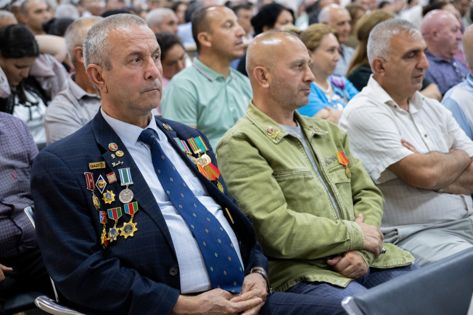 Ermənistan silahlı qüvvələri tərəfindən əsir və girov götürülmüş, xəsarətlər almış zərərçəkmişlər məhkəmədə ifadə veriblər (FOTO)