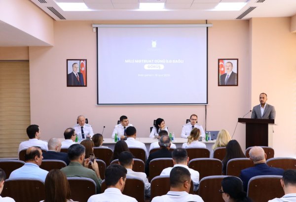 Baş Prokurorluqda Milli Mətbuat Günü münasibətilə media nümayəndələri ilə görüş keçirilib (FOTO)