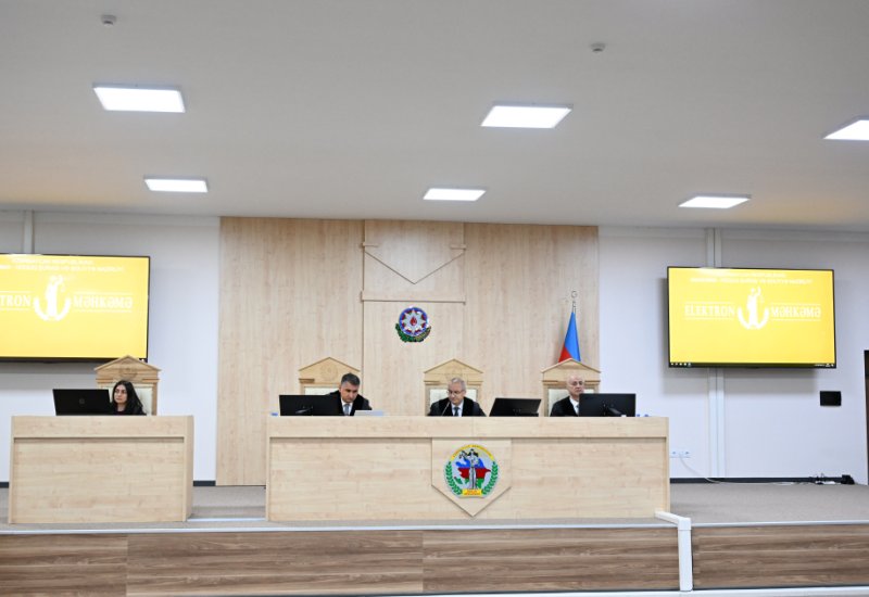 Ermənistan silahlı qüvvələrinin qalıqları və qeyri-qanuni erməni silahlı dəstələrinin törətdiyi təxribatlar nəticəsində zərər çəkmiş şəxslər məhkəmədə ifadə veriblər (FOTO)