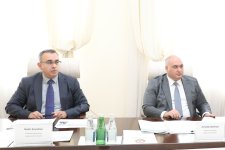 Səhiyyə Nazirliyində “Sağlam həyat tərzi” işçi qrupunun fəaliyyətinə start verildi (FOTO)