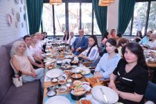 Bakı Şəhəri üzrə Təhsil İdarəsi media nümayəndələri ilə görüş keçirib (FOTO)