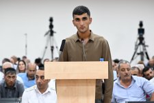 Ermənistan silahlı qüvvələrinin qalıqları və qeyri-qanuni erməni silahlı dəstələrinin törətdiyi təxribatlar nəticəsində zərər çəkmiş şəxslər məhkəmədə ifadə veriblər (FOTO)