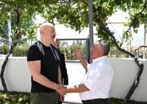 Prezident İlham Əliyev Xocalının Təzəbinə kəndində görülən işlərlə tanış olub (FOTO)