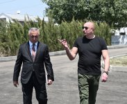 Prezident İlham Əliyev Xocalının Təzəbinə kəndində görülən işlərlə tanış olub (FOTO)