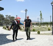 Prezident İlham Əliyev Xocalının Təzəbinə kəndində görülən işlərlə tanış olub (FOTO)