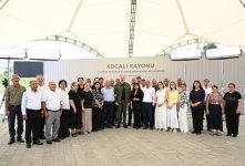 Prezident İlham Əliyev Xocalının Xanyurdu kəndində olub, kəndə köçən bir qrup sakinlə görüşüb (FOTO) (YENİLƏNİB)