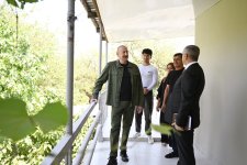 Prezident İlham Əliyev Xocalının Xanyurdu kəndində olub, kəndə köçən bir qrup sakinlə görüşüb (FOTO) (YENİLƏNİB)