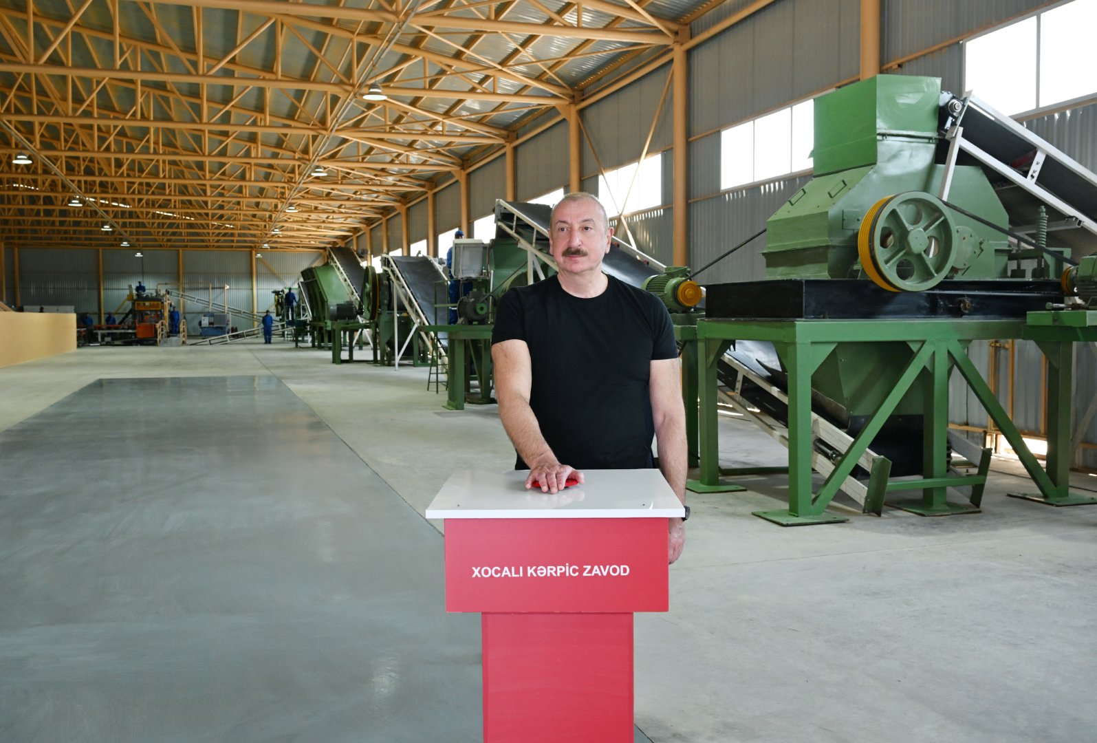 Prezident İlham Əliyev Xocalı kərpic zavodunun açılışında iştirak edib (FOTO)