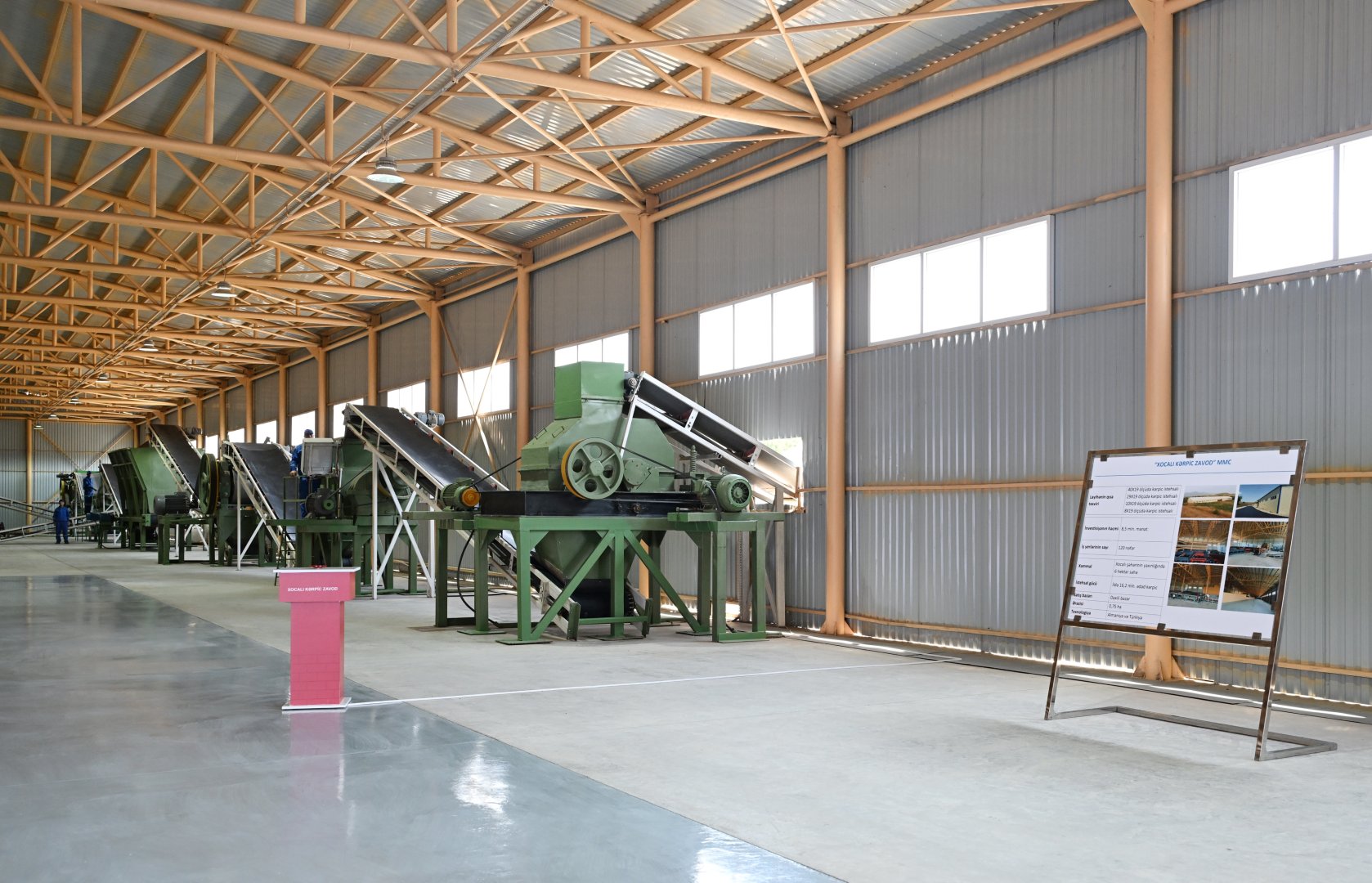 Prezident İlham Əliyev Xocalı kərpic zavodunun açılışında iştirak edib (FOTO)