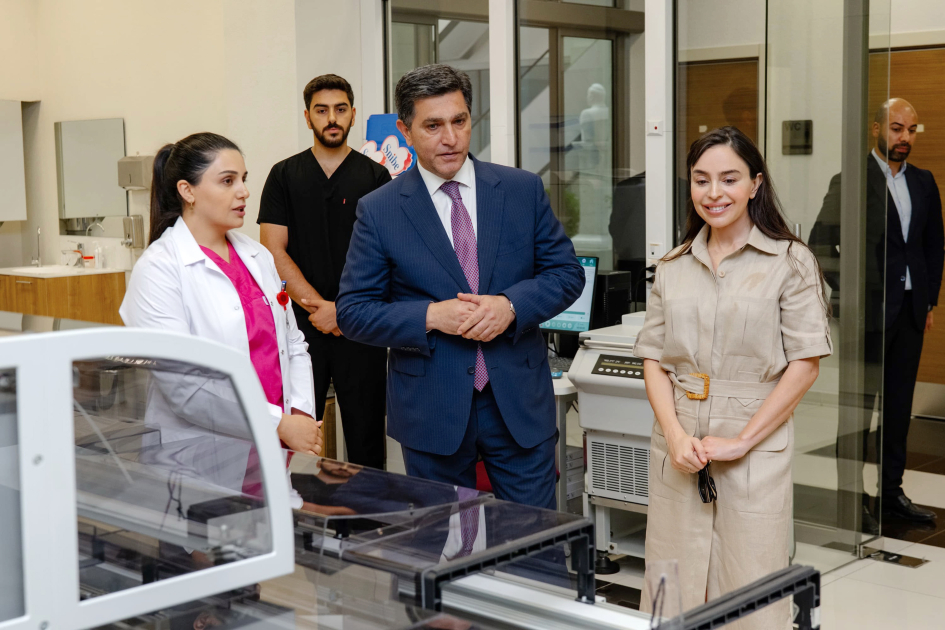 Heydər Əliyev Fondunun vitse-prezidenti Leyla Əliyeva “Məlhəm Hospital”ı ziyarət edib (FOTO)
