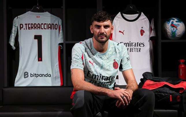 "Milan"dan daha bir transfer