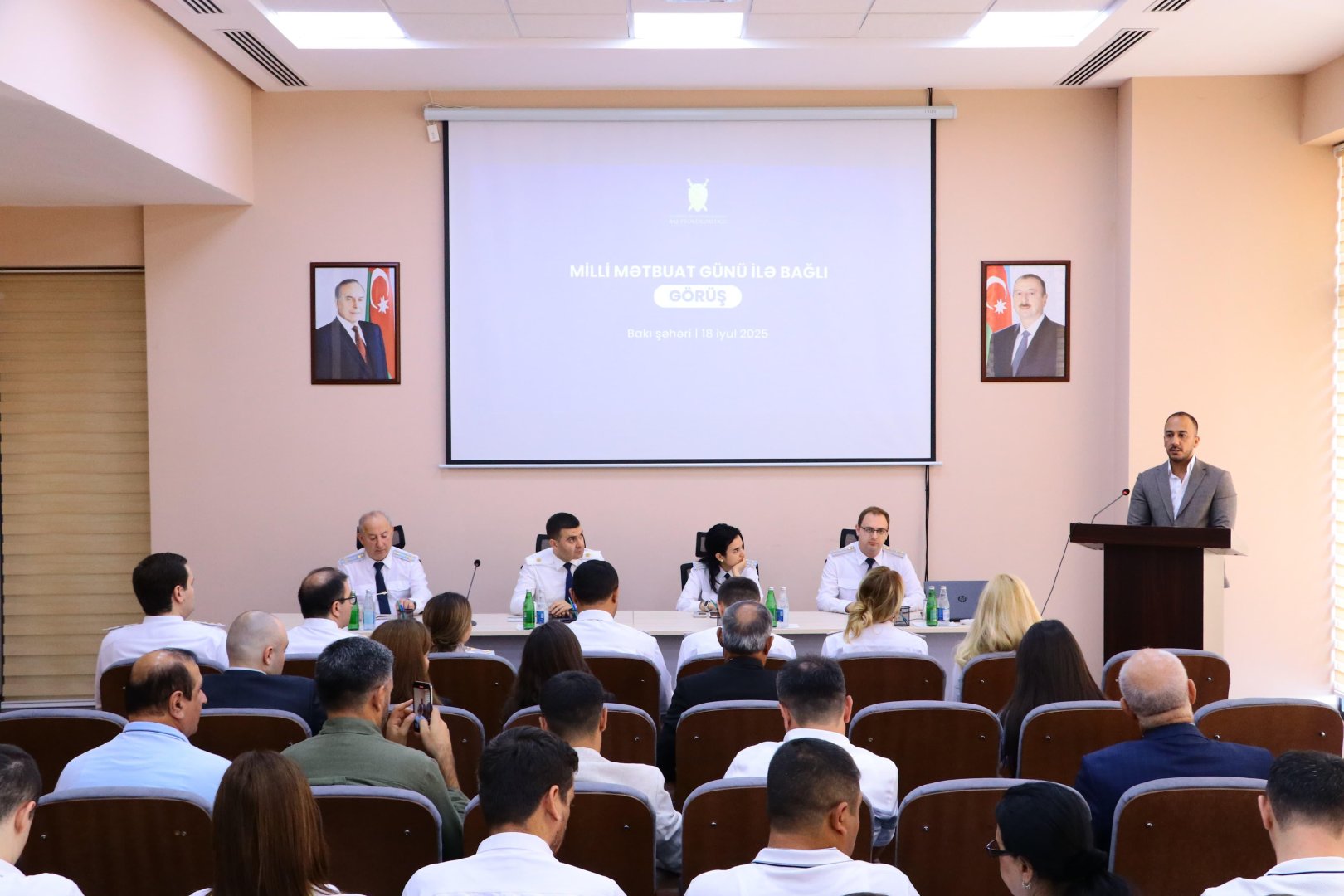 Baş Prokurorluqda Milli Mətbuat Günü münasibətilə media nümayəndələri ilə görüş keçirilib (FOTO)