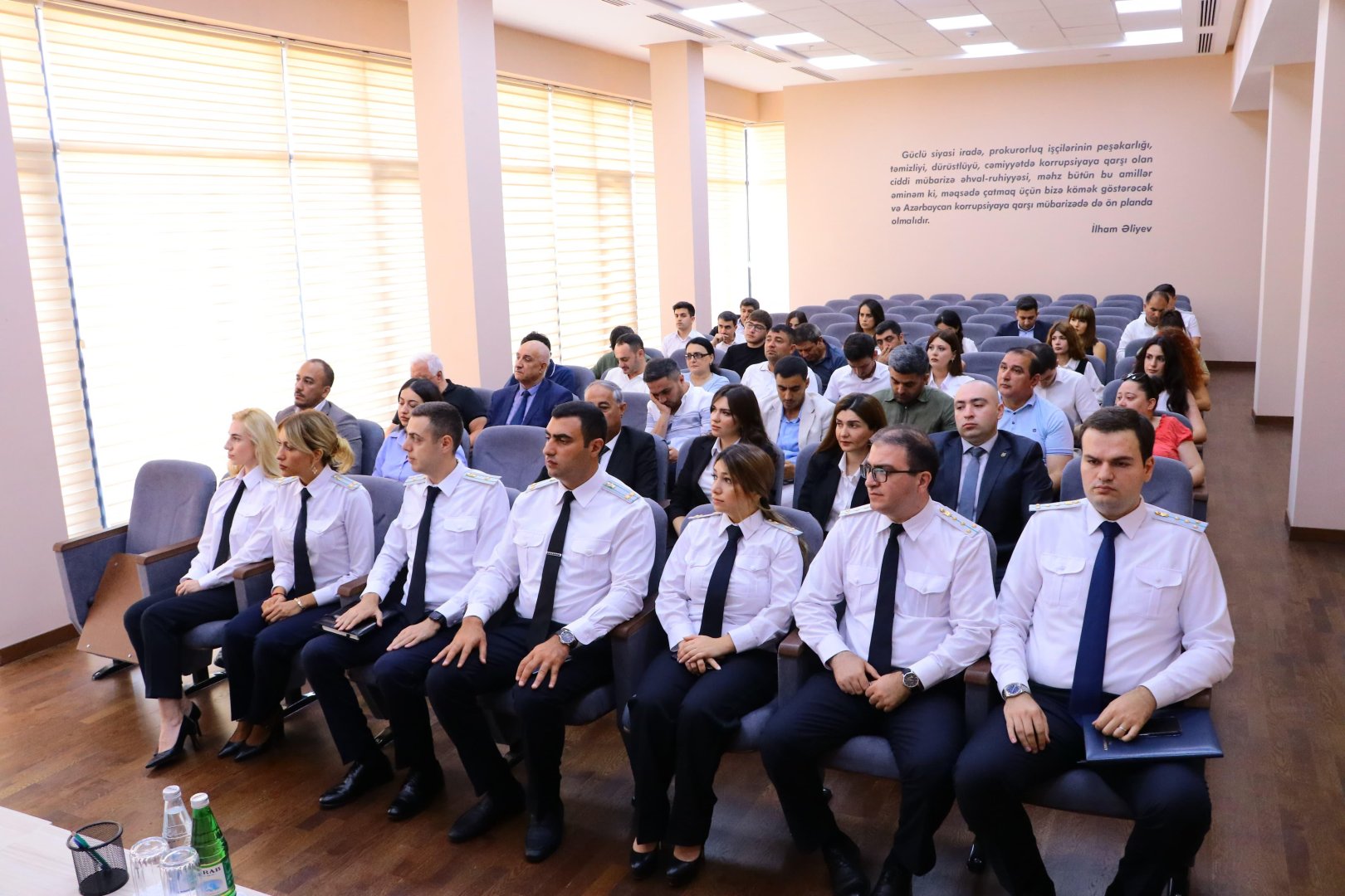 Baş Prokurorluqda Milli Mətbuat Günü münasibətilə media nümayəndələri ilə görüş keçirilib (FOTO)