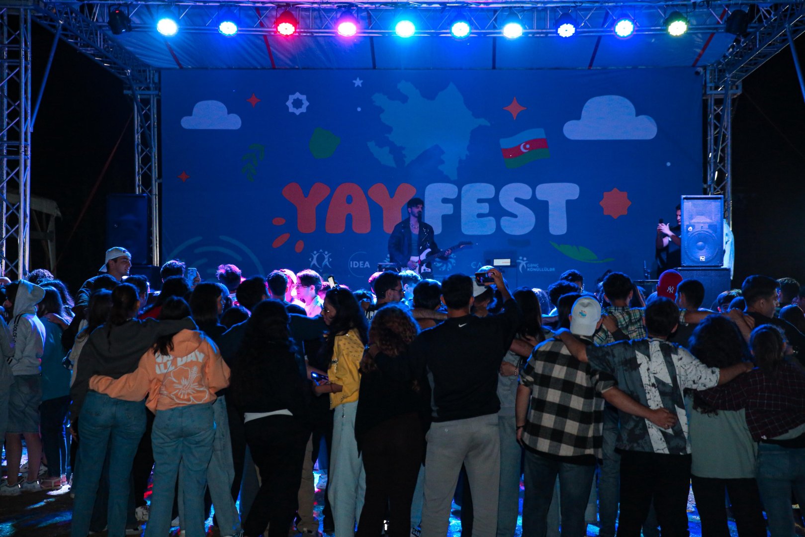 Gənclər “Yay Fest”də birgə dəyərlər ətrafında birləşərək həmrəy oldular (FOTO)