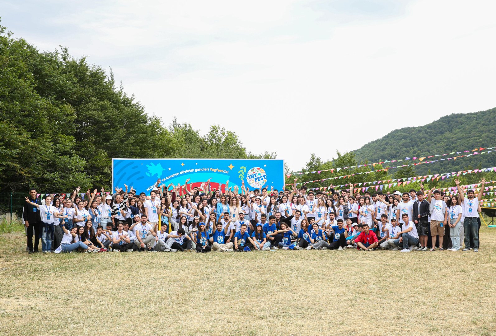 Gənclər “Yay Fest”də birgə dəyərlər ətrafında birləşərək həmrəy oldular (FOTO)
