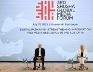 Prezident İlham Əliyevin III Şuşa Qlobal Media Forumunun iştirakçıları ilə görüşü keçirilib (FOTO/VIDEO)