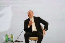 Prezident İlham Əliyevin III Şuşa Qlobal Media Forumunun iştirakçıları ilə görüşü keçirilib (FOTO/VIDEO)