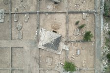 Ermənilər Ağdamda qəbirlərdən protezləri oğurlayıblar (FOTO)
