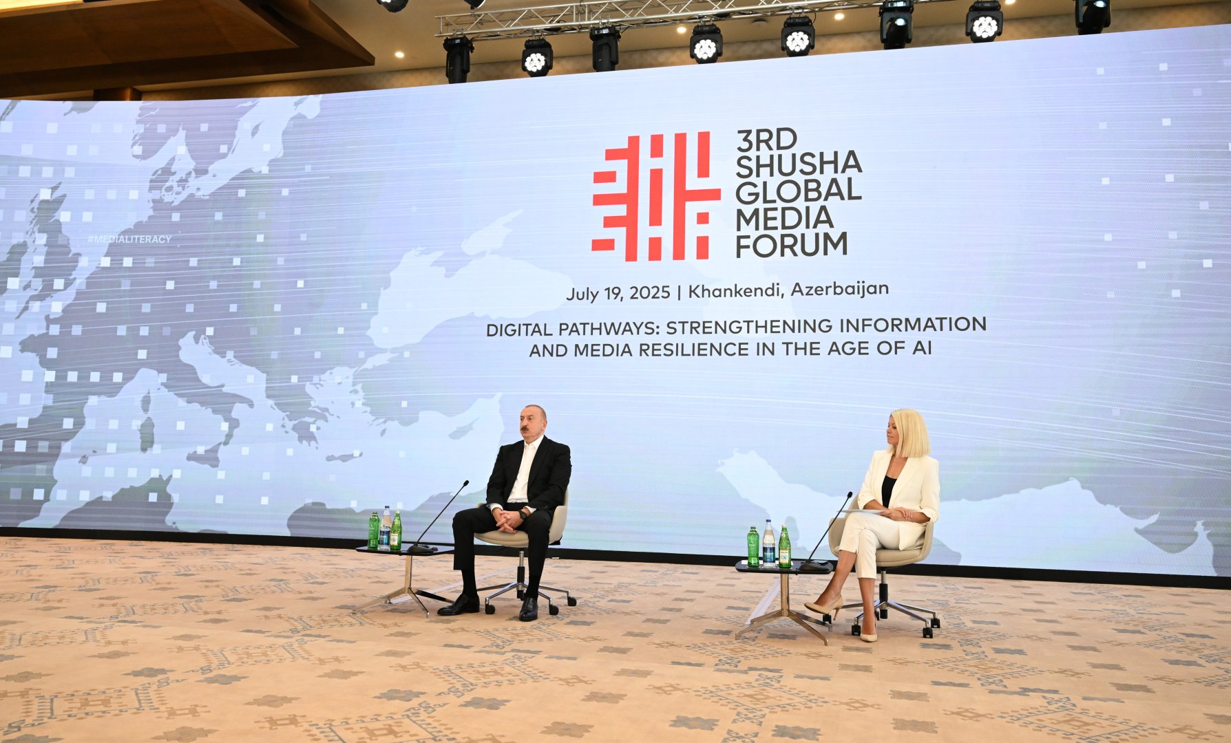 Prezident İlham Əliyevin III Şuşa Qlobal Media Forumunun iştirakçıları ilə görüşü keçirilib (FOTO/VIDEO)