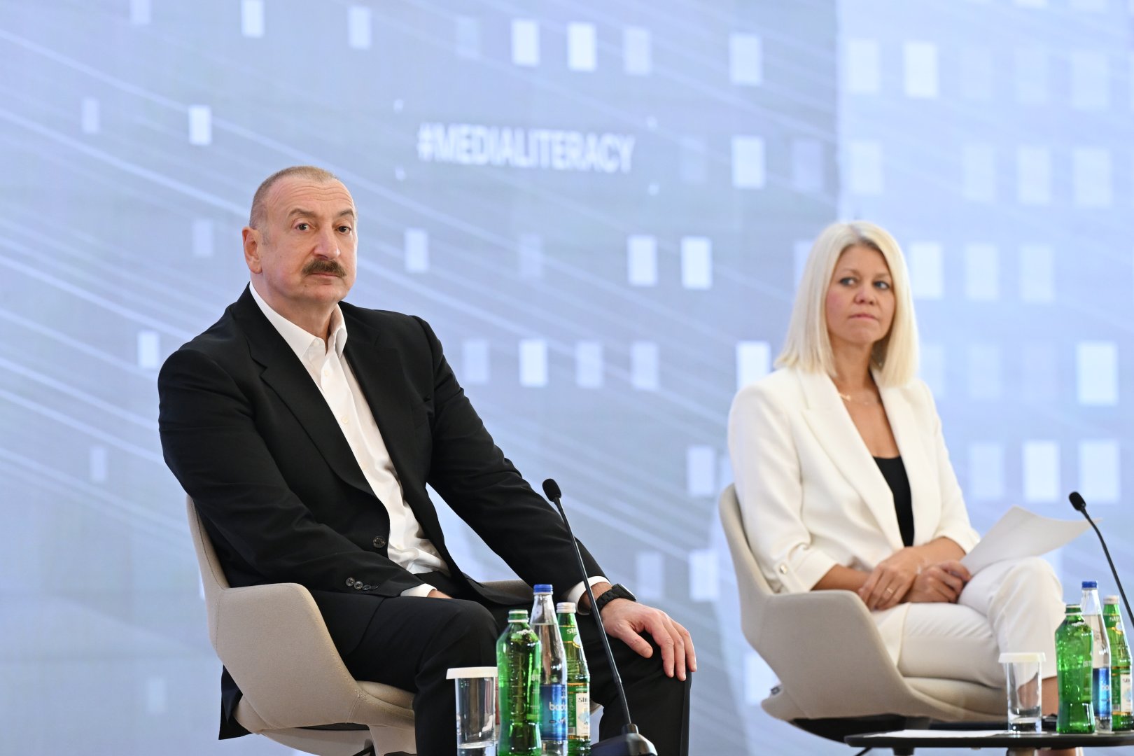 Prezident İlham Əliyevin III Şuşa Qlobal Media Forumunun iştirakçıları ilə görüşü keçirilib (FOTO/VIDEO)
