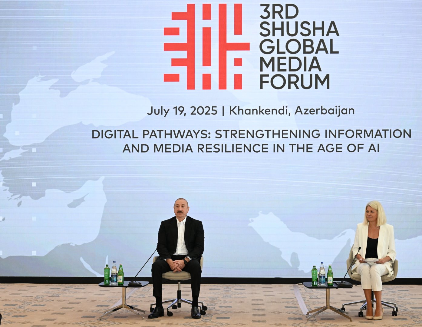 Prezident İlham Əliyevin III Şuşa Qlobal Media Forumunun iştirakçıları ilə görüşü keçirilib (FOTO/VIDEO)