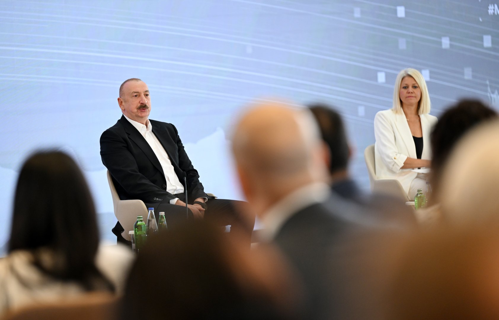 Prezident İlham Əliyevin III Şuşa Qlobal Media Forumunun iştirakçıları ilə görüşü keçirilib (FOTO/VIDEO)