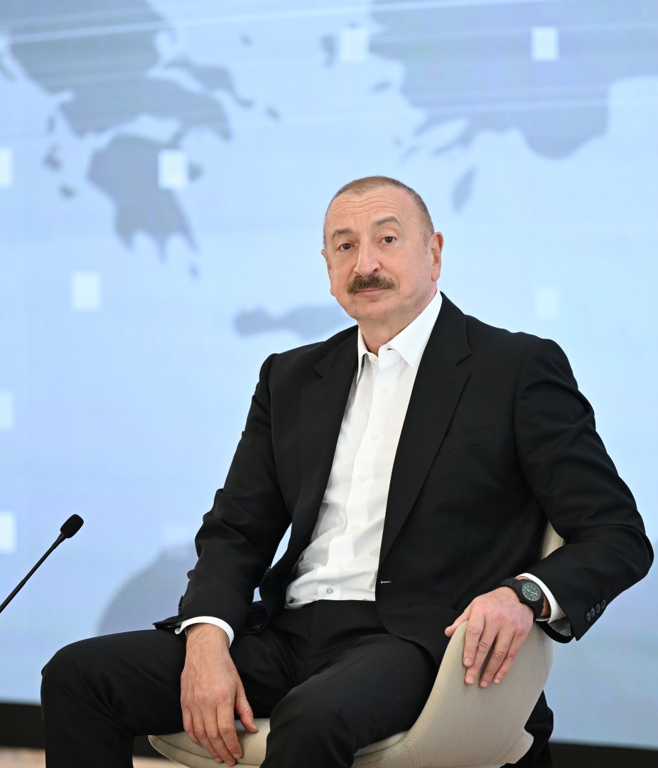 Prezident İlham Əliyevin III Şuşa Qlobal Media Forumunun iştirakçıları ilə görüşü keçirilib (FOTO/VIDEO)