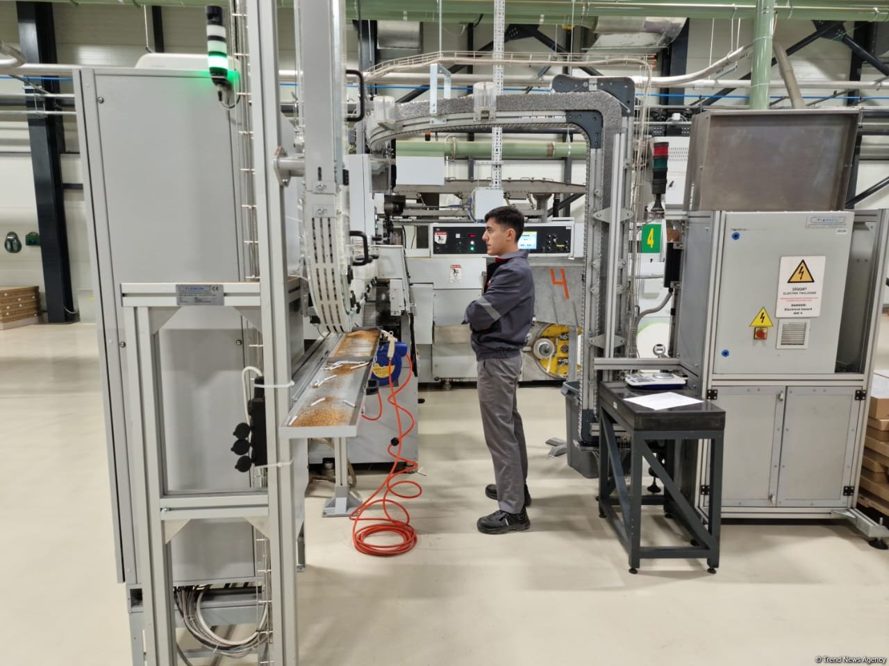 Ağdamdakı tütün məmulatları istehsalı müəssisəsinin investisiya dəyəri açıqlandı (FOTO)